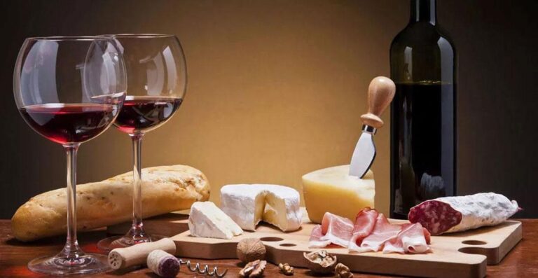 ไวน์กับอาหาร ปก